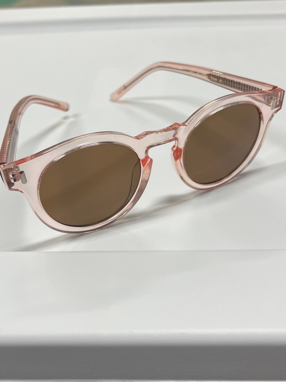 Bonnie Clyde The Hill Women's Pink Round Sunglasses